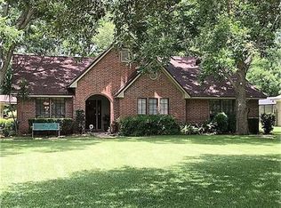 570 Westwood Rd #614, Angleton, TX 77515