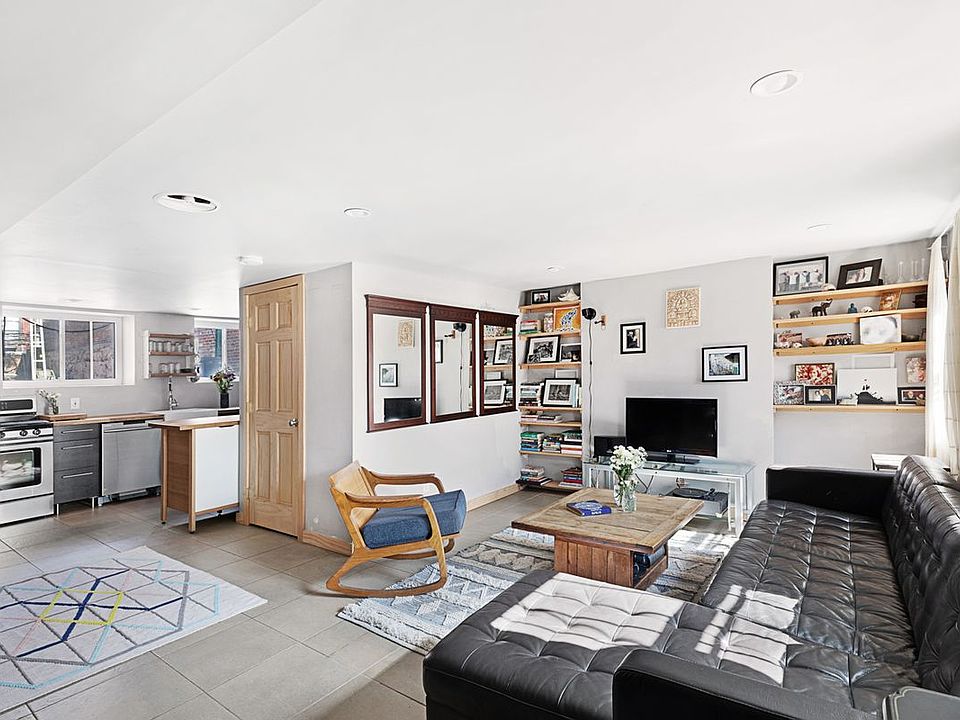 1st image of 241 22nd St #1