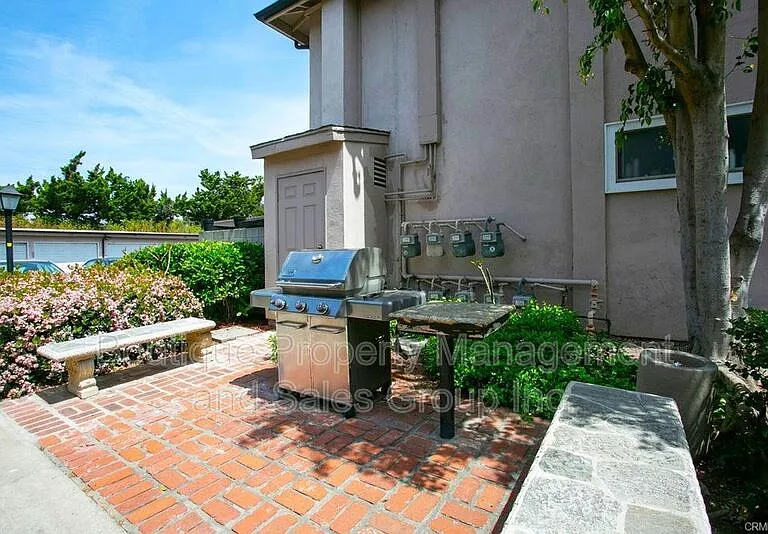 660 S Glassell St #88 — Photo 22