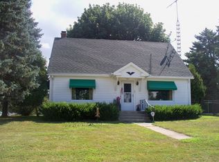 235 Oakview Ave, Aurora, IL 60505