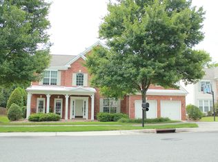 9525 Linden Tree Ln, Charlotte, NC 28277