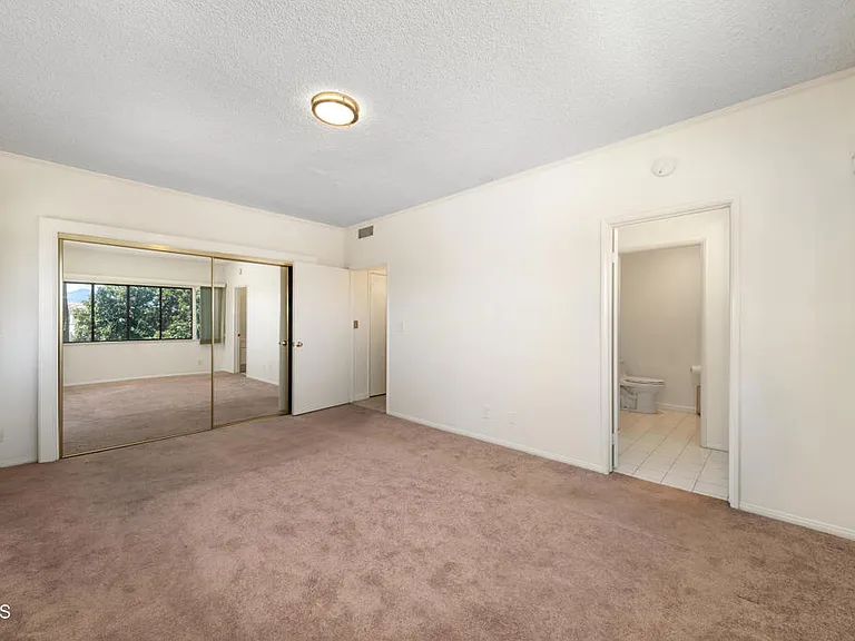 111 S Orange Grove Blvd #309 — Photo 24