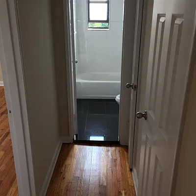 Rented by Alex Tembelis, LREB | media 33