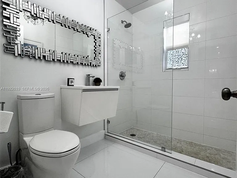 3470 Sheridan Ave — Photo 18