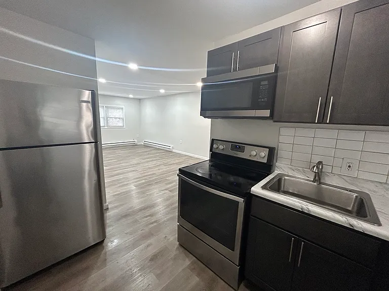 22 Lake St #5B — Photo 13