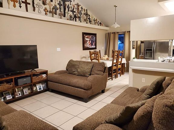 2nd image of 2809 N 30th St #B