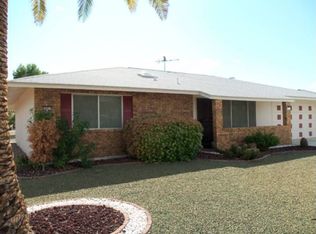 9911 W Willowcreek Cir, Sun City, AZ 85373