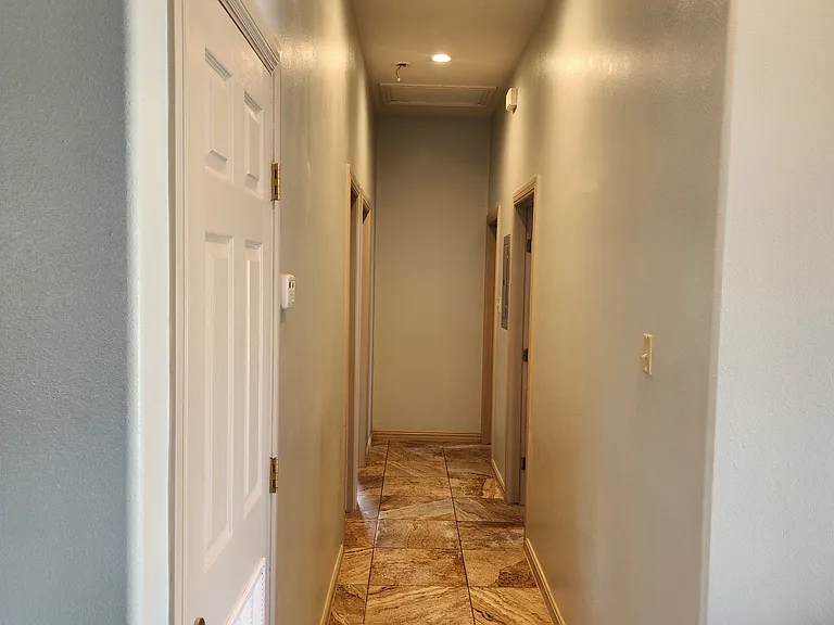 712 N Malinche Ave — Photo 13