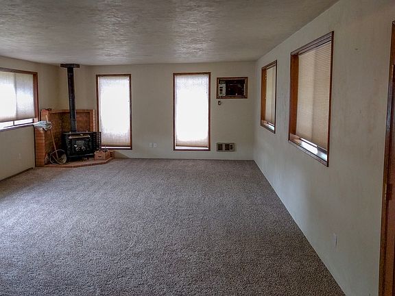 Great Bonus Room, Wood Stove