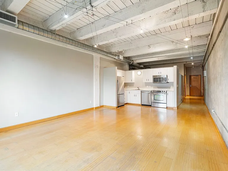 416 NW 13th Ave #401 — Photo 7