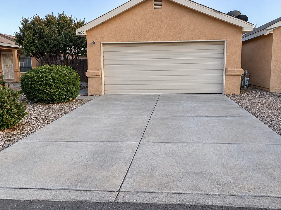 2005 Panorama Dr SW