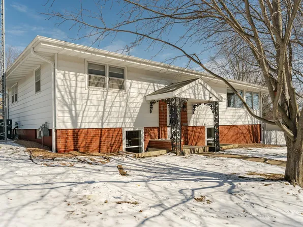 4111 5th Pl NW, Rochester, MN 55901