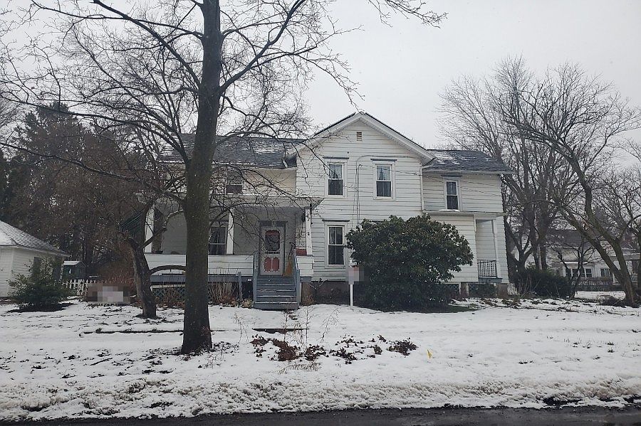 1st image of 47 Brockway Pl