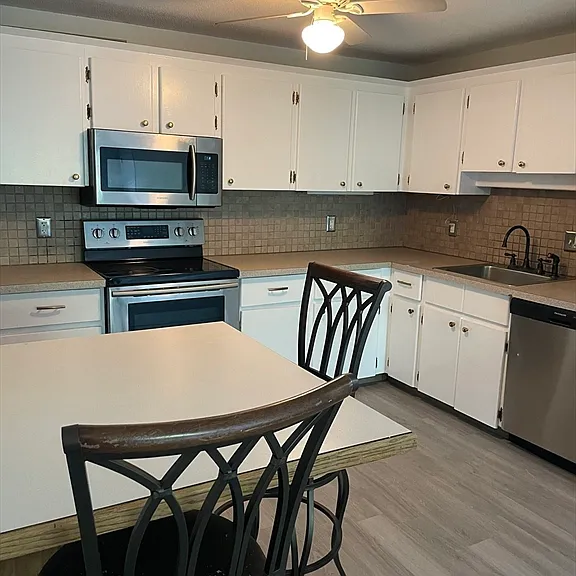 14A Mayberry Dr #6 — Photo 5