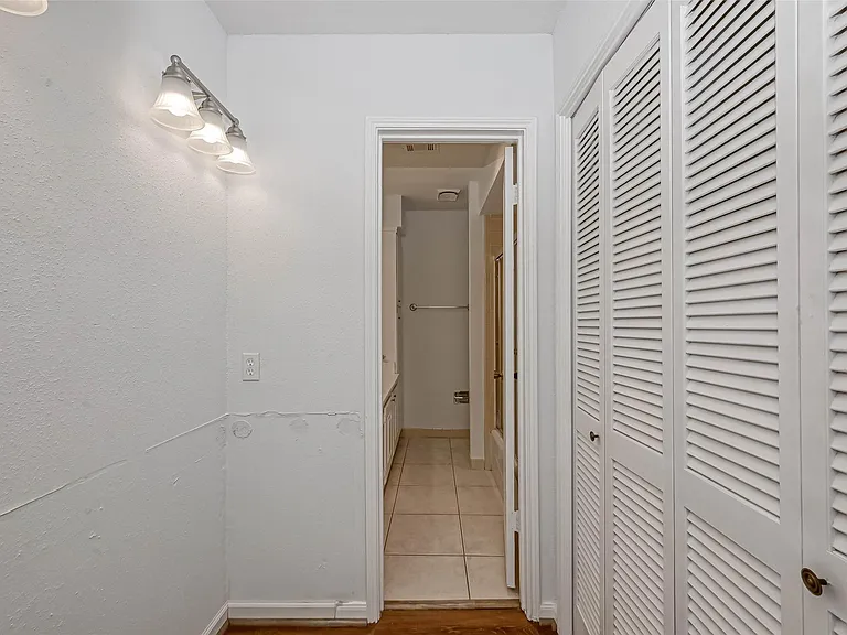 14179 Misty Meadow Ln — Photo 33