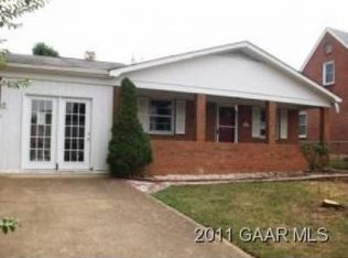 312 Lee Ave, Elkton, VA 22827