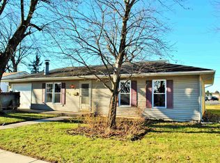 520 Lakeland Ave, Monticello, IN 47960