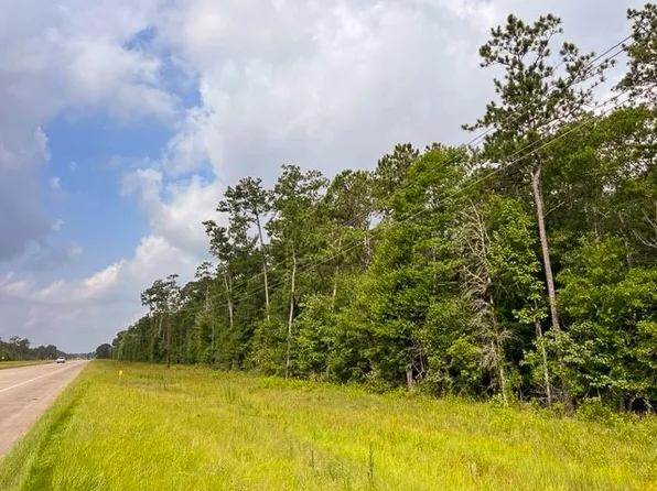 3 Highway 96 S, Buna, TX 77612