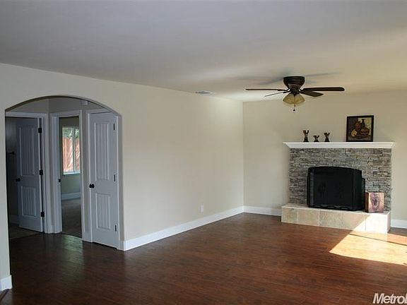 5th image of 3201 Mayfair Dr