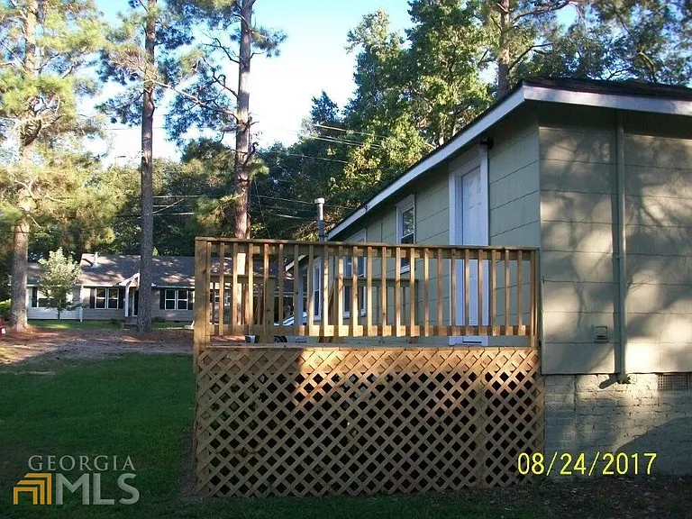 204 Georgia Ave #B — Photo 5