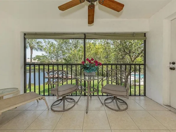 360 Three Lakes Ln, Venice, FL