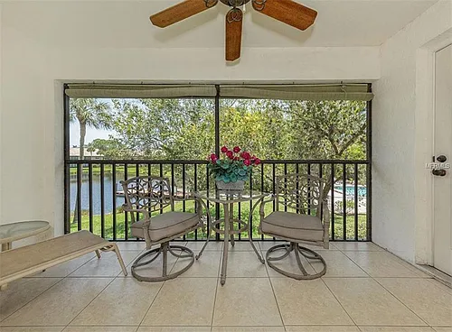 360 Three Lakes Ln #J Photo 1