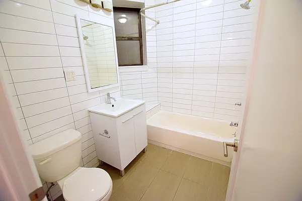 Rented by Uptown Flats LLC | media 46