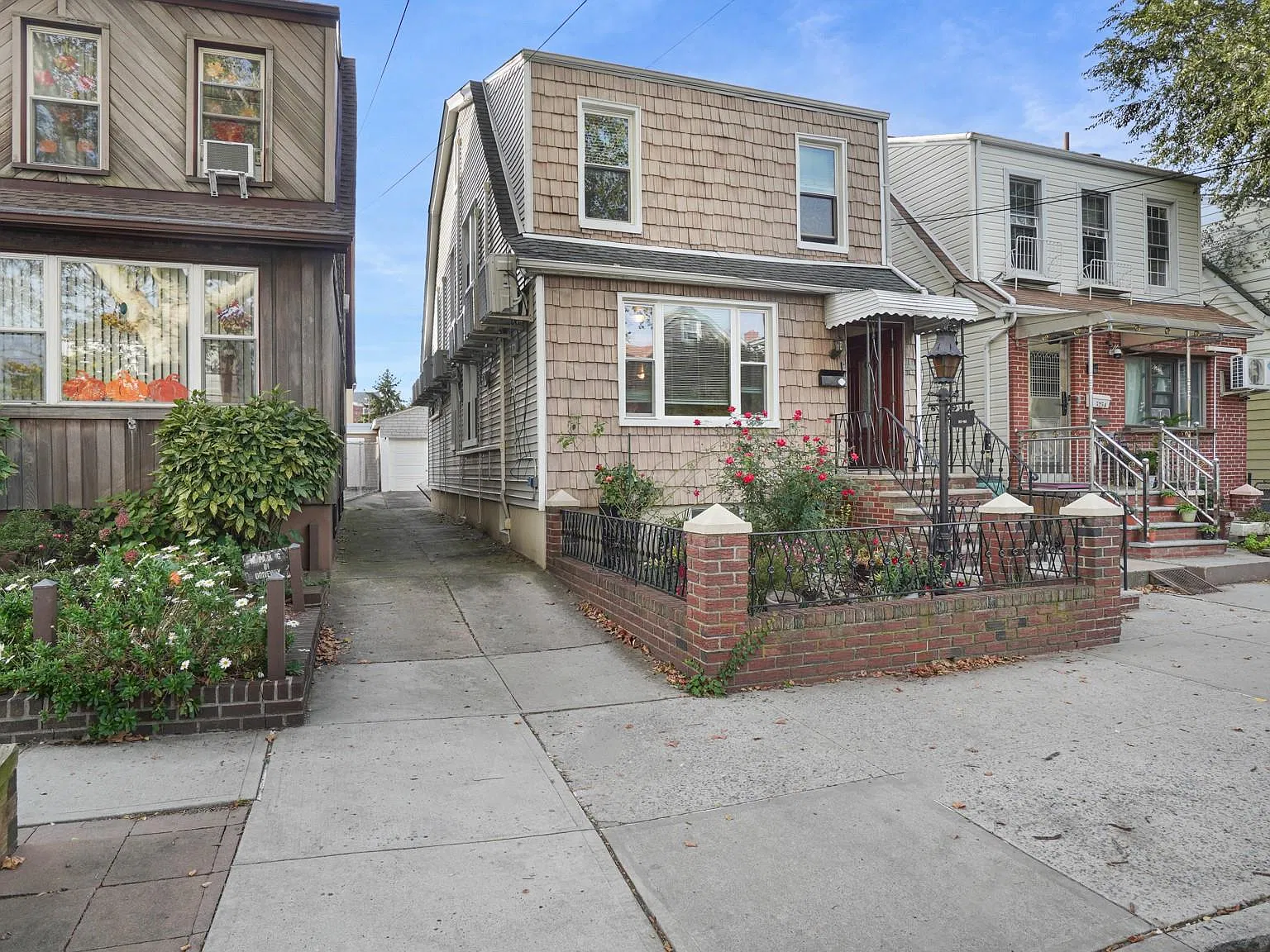 3 bed, 2.0 bath, 1100 sqft, $3,500 — Photo 1