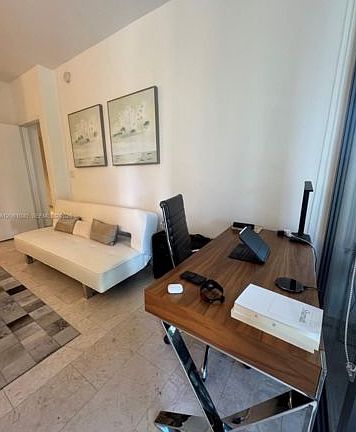 2nd image of 88 SW 7th St APT 805