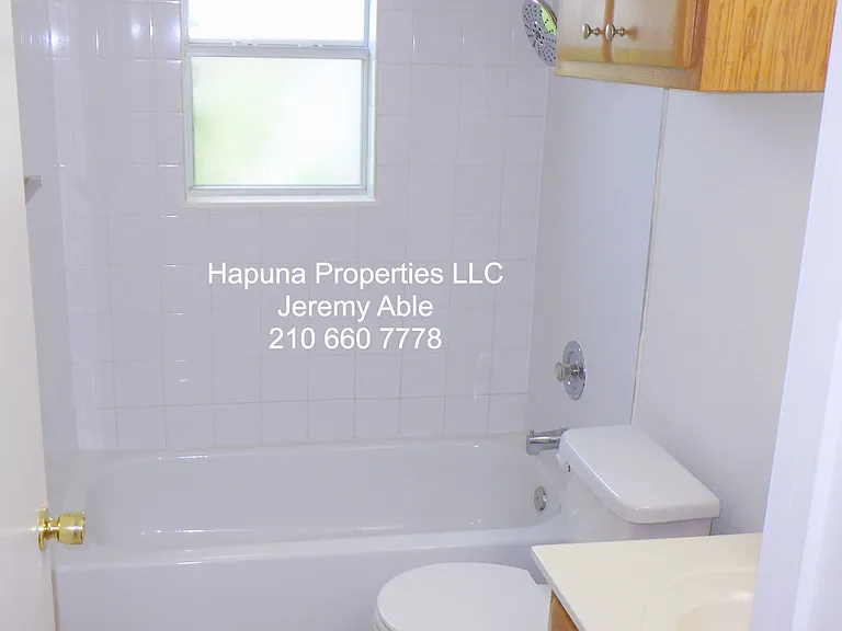 313 Tarasco St #313 — Photo 5