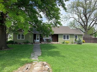 530 Locust St, Mound City, KS 66056