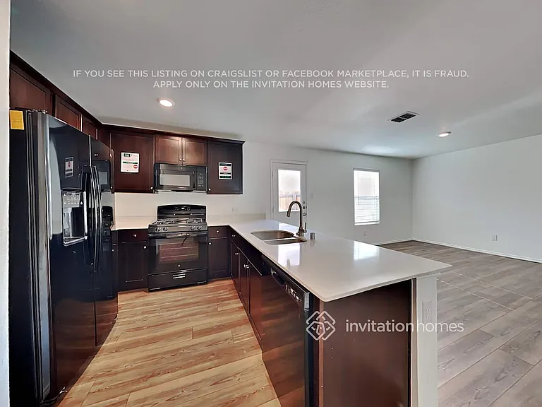 1418 Highbridge Blvd — Photo 7