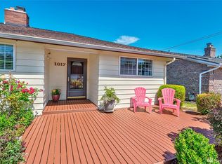 1017 Daley St, Edmonds, WA 98020