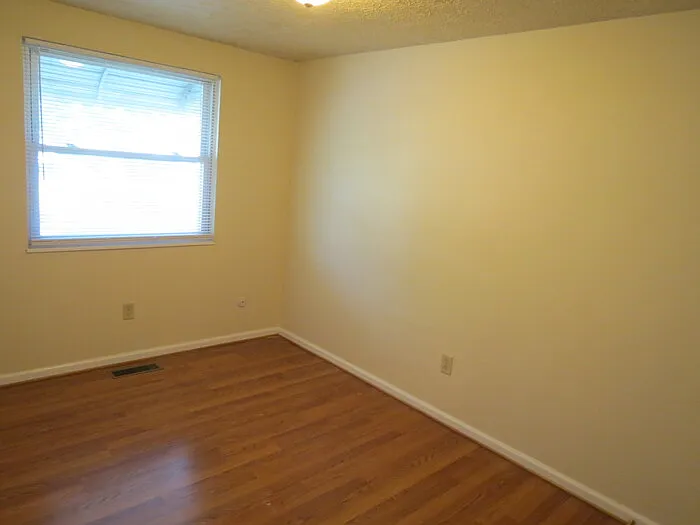 1768 Hollow Run Dr — Photo 12