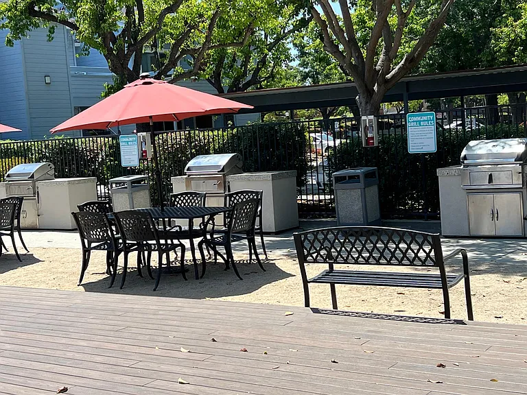 Windemere Apartments — Photo 21
