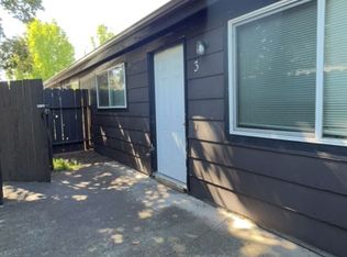 1139 Morrow Rd #1-10, Medford, OR 97504