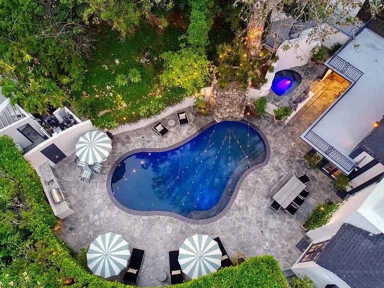 2050 Laurel Canyon Blvd — Photo 50