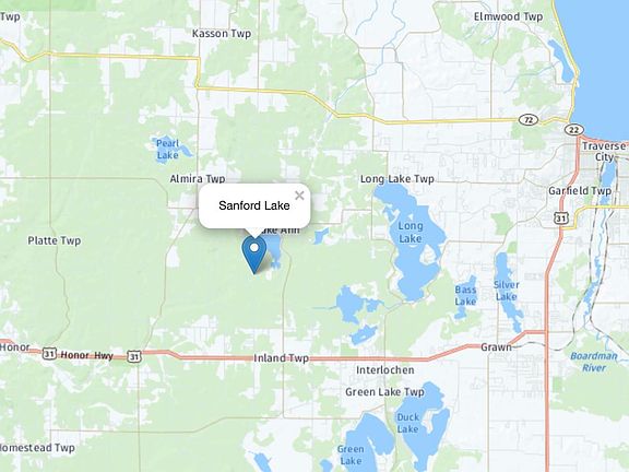 5th image of Lakewood Circle Dr