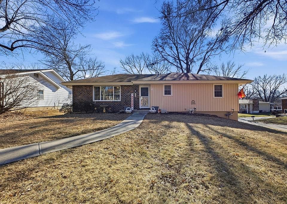 1st image of 2502 Flintstone Dr