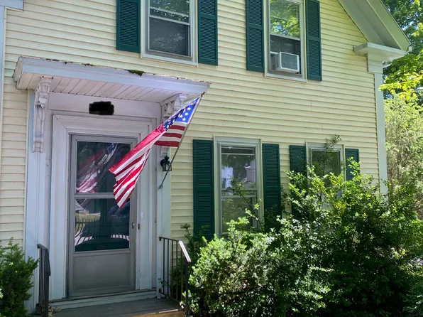21-23 Pearl St #23C, Middleboro, MA 02346