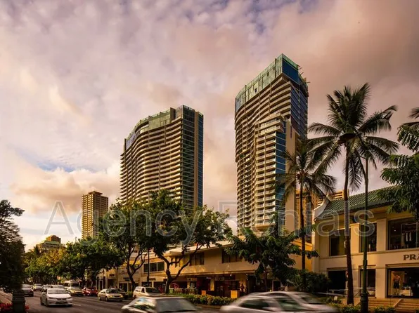 383 Kalaimoku St #D2709, Honolulu, HI 96815