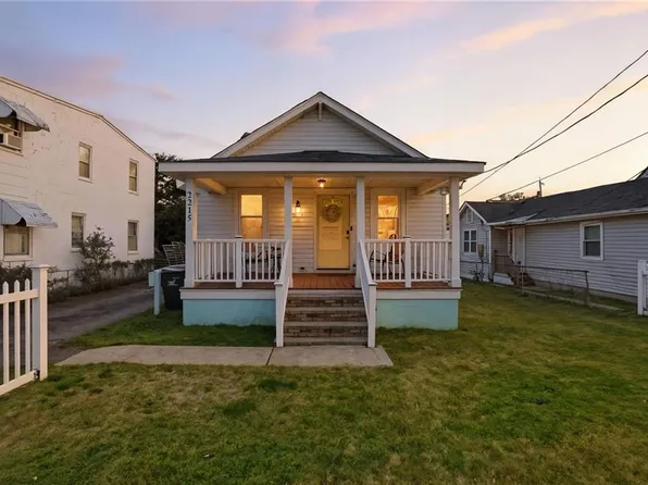 2215 E Ocean View Ave, Norfolk, VA 23518