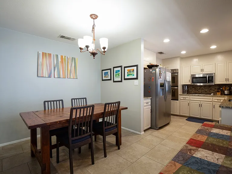 8801 Dawnridge Cir — Photo 6