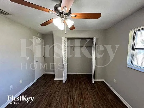 522 Beal St NW — Photo 7