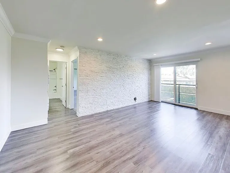 1662 Hollenbeck Ave #19 — Photo 7