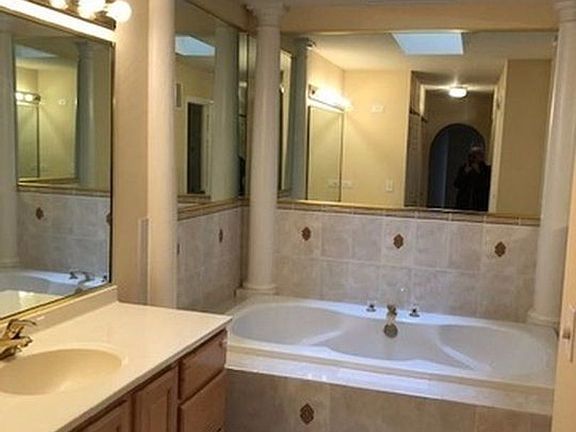 5th image of 107 Iliad Dr