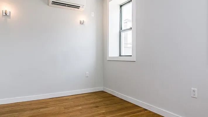 Rented by Nooklyn NYC LLC | media 40