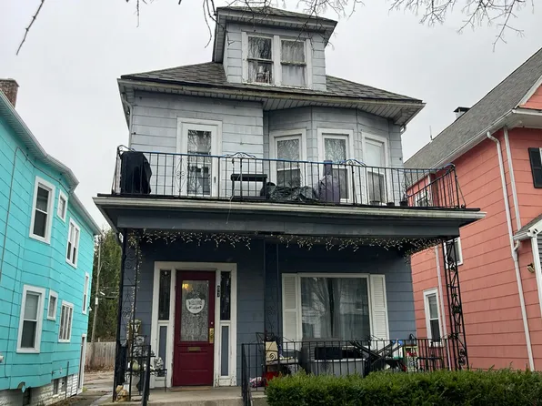 97 Meriden St, Buffalo, NY 14220