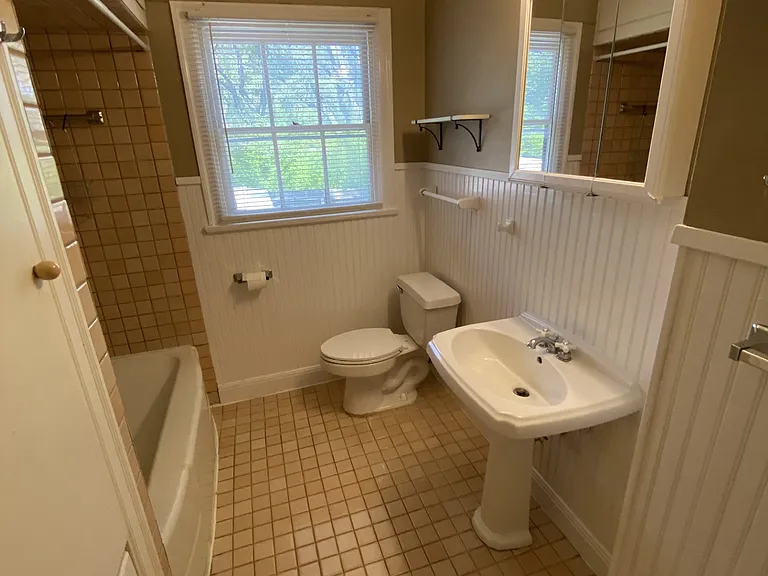 3901 Willbert Rd — Photo 27
