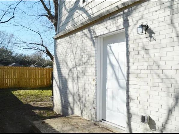 3007 Grovey St #B, Houston, TX 77026